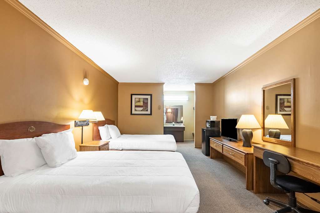 Americas Best Value Inn & Suites St. Marys - photo 23