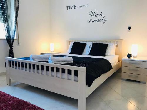 Pizzo Beach Club two bed Apartments 57F — 4-Star Luxury Hotel in Pizzo, Italy