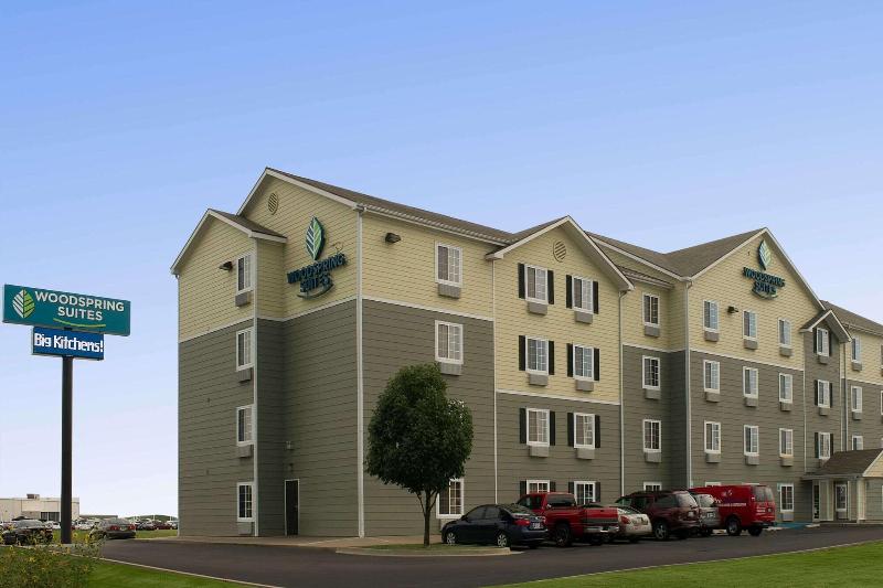 WoodSpring Suites Tulsa - photo 4
