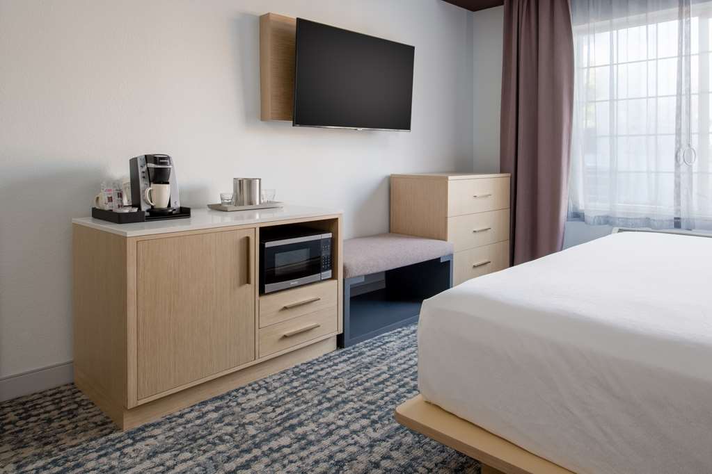Best Western Premier Keizer Salem Hotel - photo 15