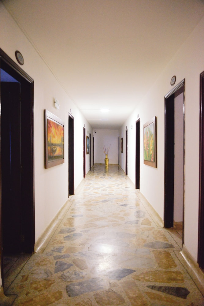 Hotel Acapulco Caucasia — hotel in Caucasia