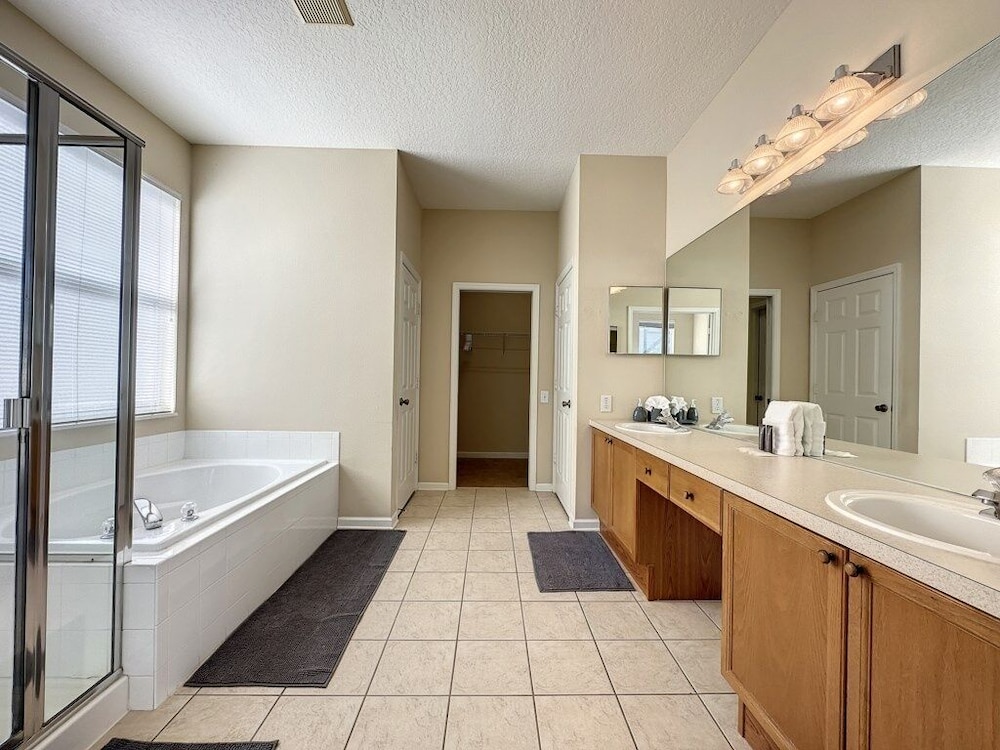Luxury 6bd 3.5ba Pool Home In Windsor Palms Resort 6 Bedroom Villa by RedAwning - photo 27