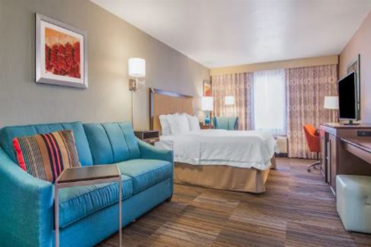 Hampton Inn & Suites Los Alamos White Rock - photo 8