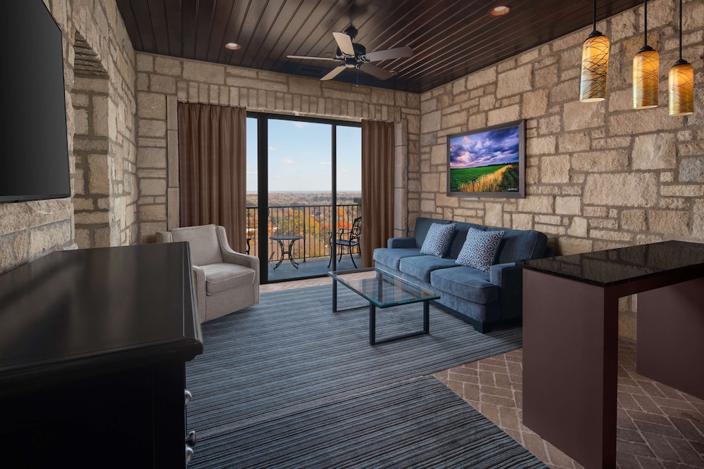 The Oread Lawrence Tapestry Collection by Hilton - photo 67