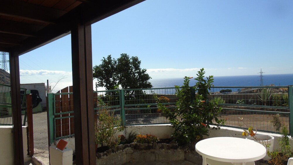 La Casita de Estrella - carbon neutral hotel in Candelaria