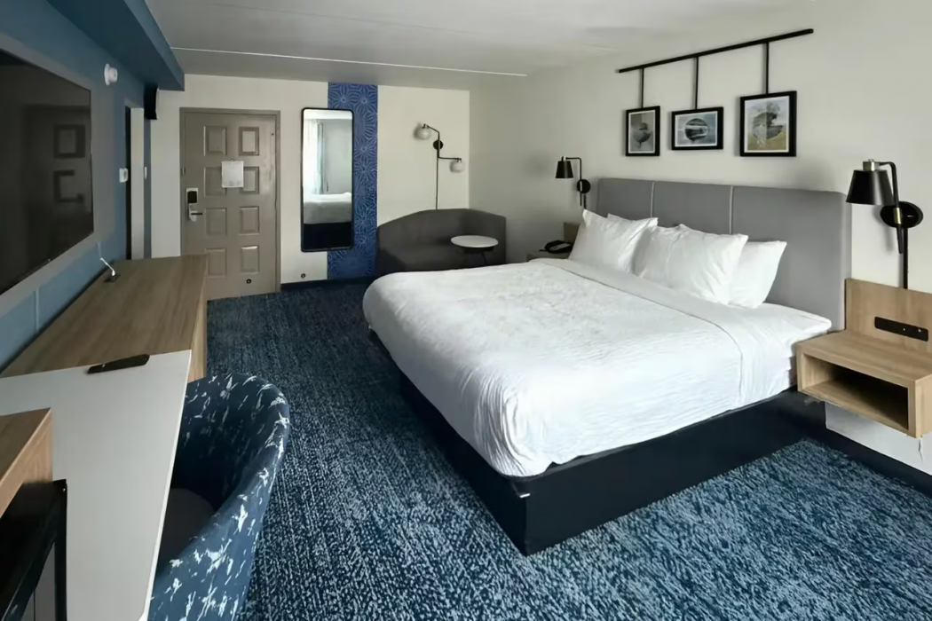 La Quinta Inn Merrillville - photo 18