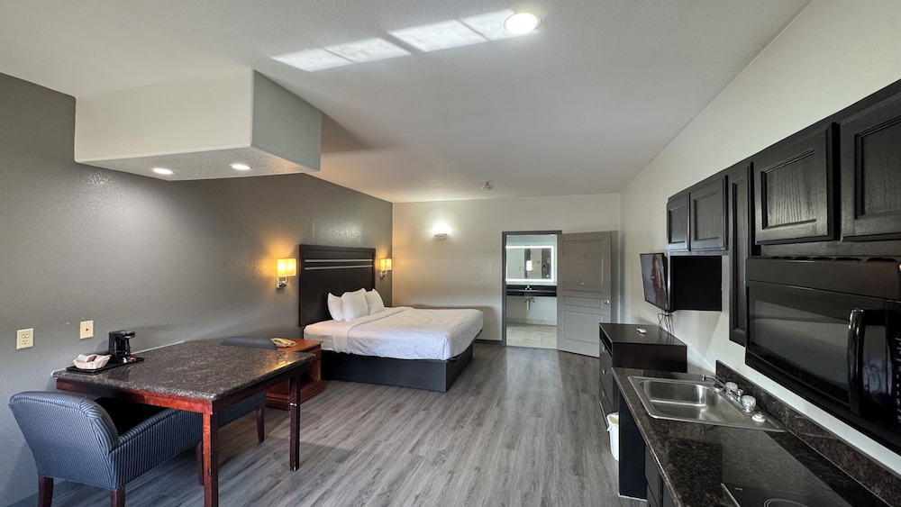 Sunbridge Inn and Suites - photo 42