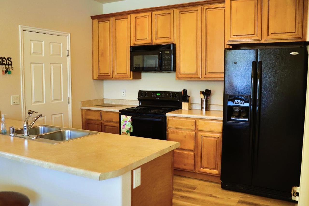 Luxurious Condo at the Springs by Cool Properties