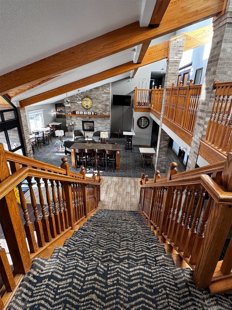 AmericInn by Wyndham White Bear Lake St. Paul - photo 3