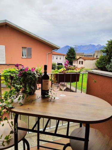 Home Casa Vacanze — 4-Star Luxury Hotel in Colico Piano, Italy