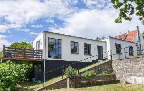 Gorgeous Apartment In Allinge With Wifi — 5-Star Luxury Hotel in None, Denmark