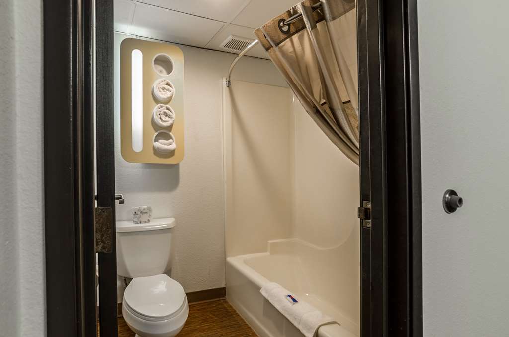 Motel 6 York NE - photo 35