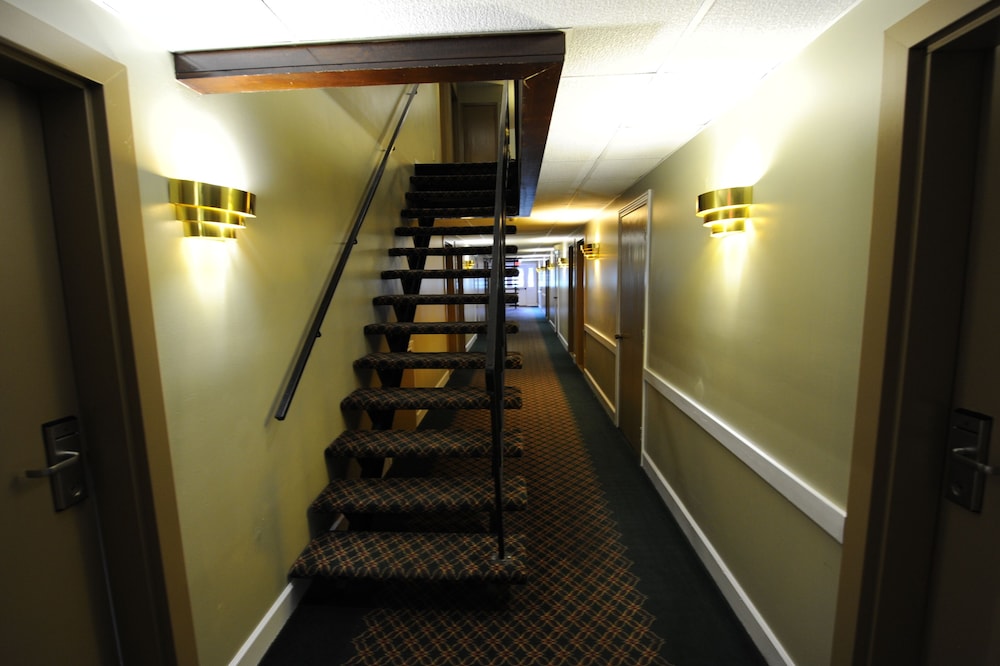 Heritage Inn - photo 34