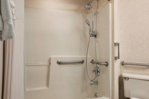 Days Inn By Wyndham Shelburne Burlington - photo 6