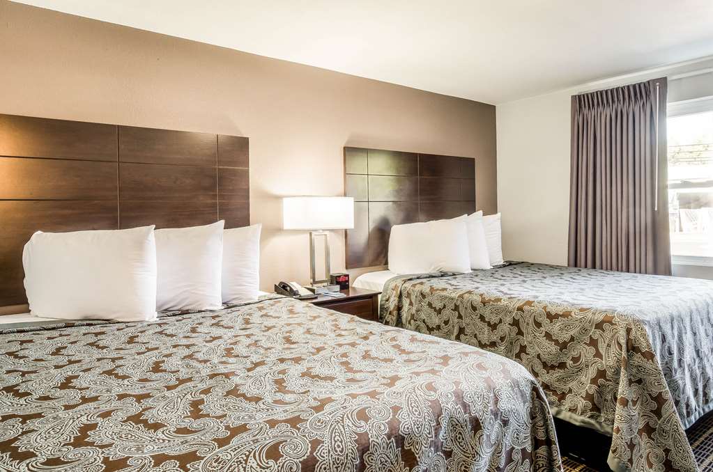 Rodeway Inn Middleboro Plymouth - photo 20