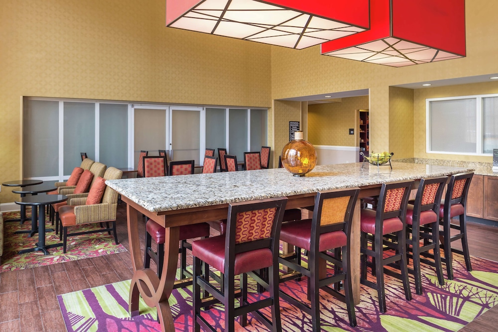 Hampton Inn & Suites Charlotte Arrowood Rd. - photo 5