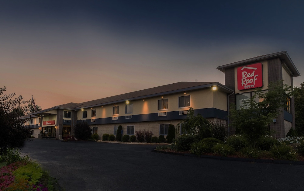 Red Roof Inn Hartford Vernon - photo 33