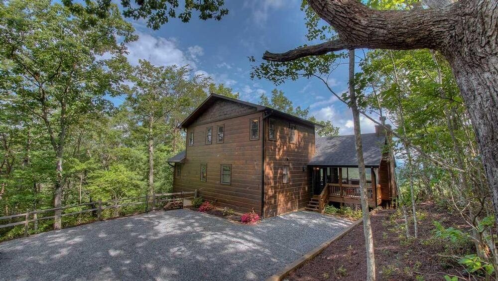 Above and Beyond in Blue Ridge, United States