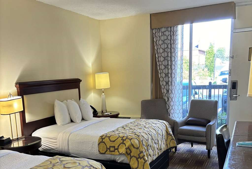 Baymont by Wyndham Johnson City - photo 14