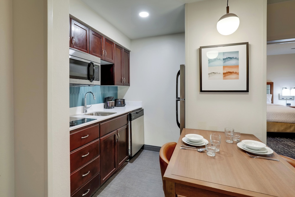 Homewood Suites by Hilton Charleston Mt Pleasant - photo 9