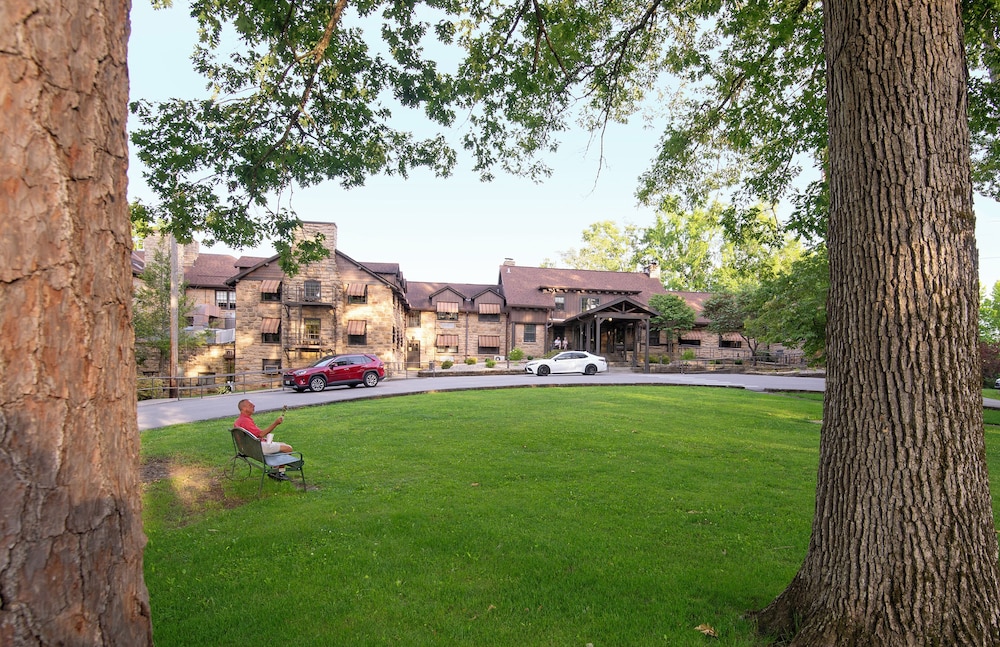 Cumberland Falls State Resort Park - last minute hotel in Williamsburg
