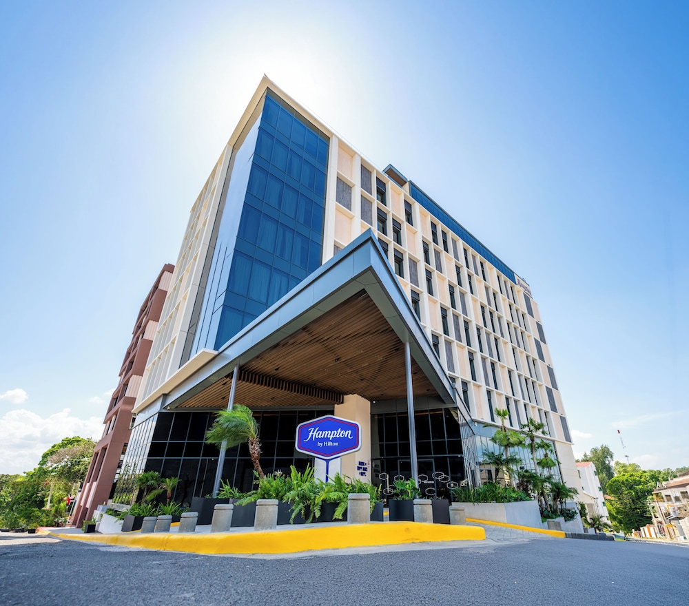 Hampton by Hilton Santiago de los Caballeros — hotel in Santiago De Los Caballeros