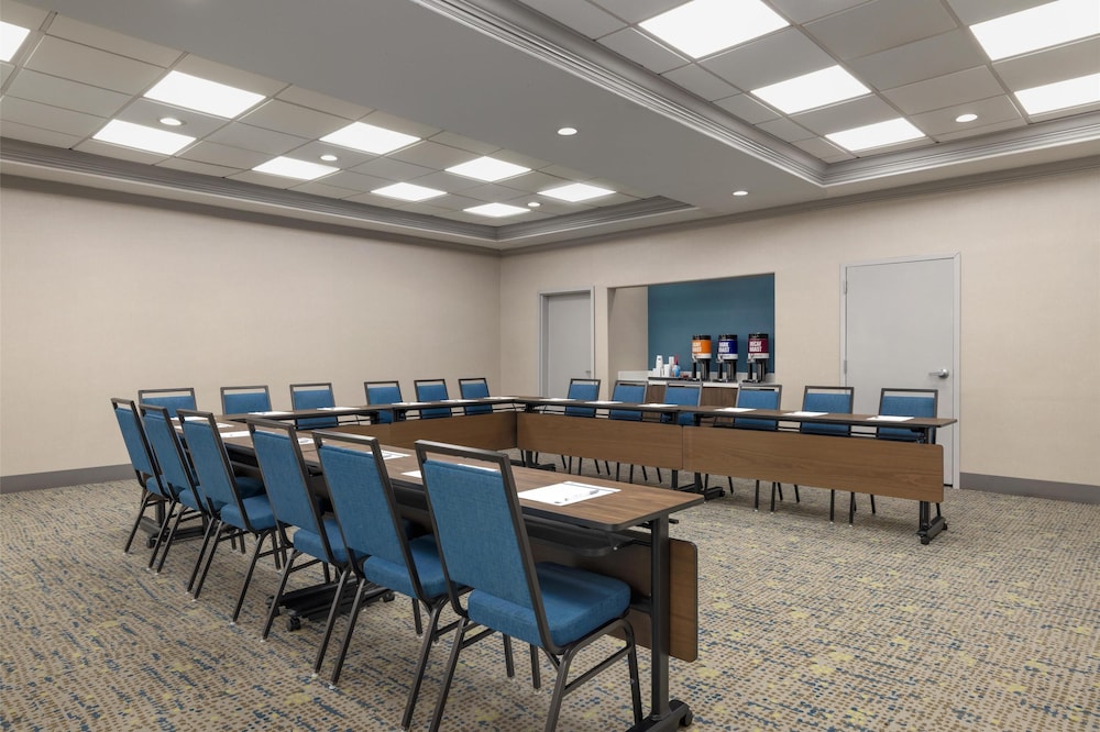 Hampton Inn & Suites Galveston - photo 47