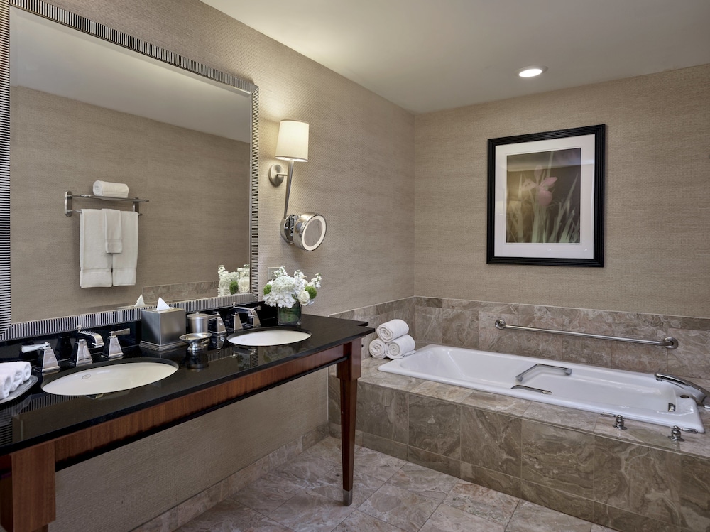 Loews New Orleans Hotel - photo 22