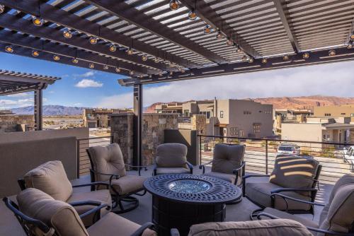 Pool Partee Paradise — Saint George