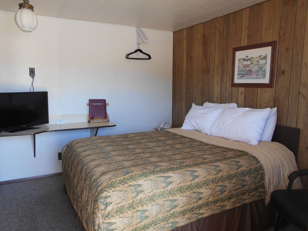 Super Saver Inn - photo 18