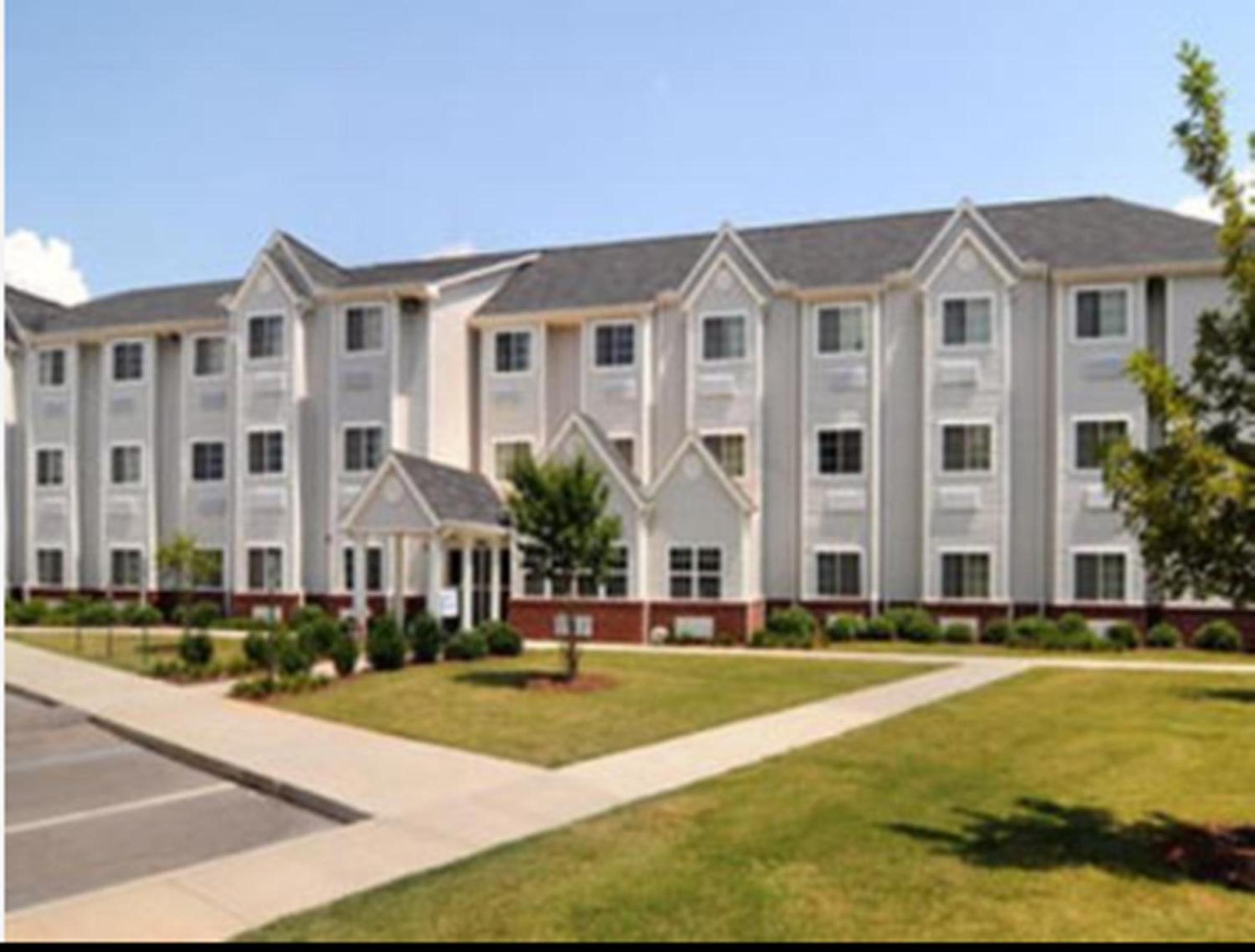 Microtel Inn & Suites by Wyndham Huntsville - photo 23