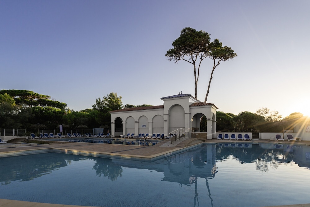 Belambra Clubs Presqu'île de Giens Riviera Beach Club — 4-Star Luxury Hotel in Hyeres, France