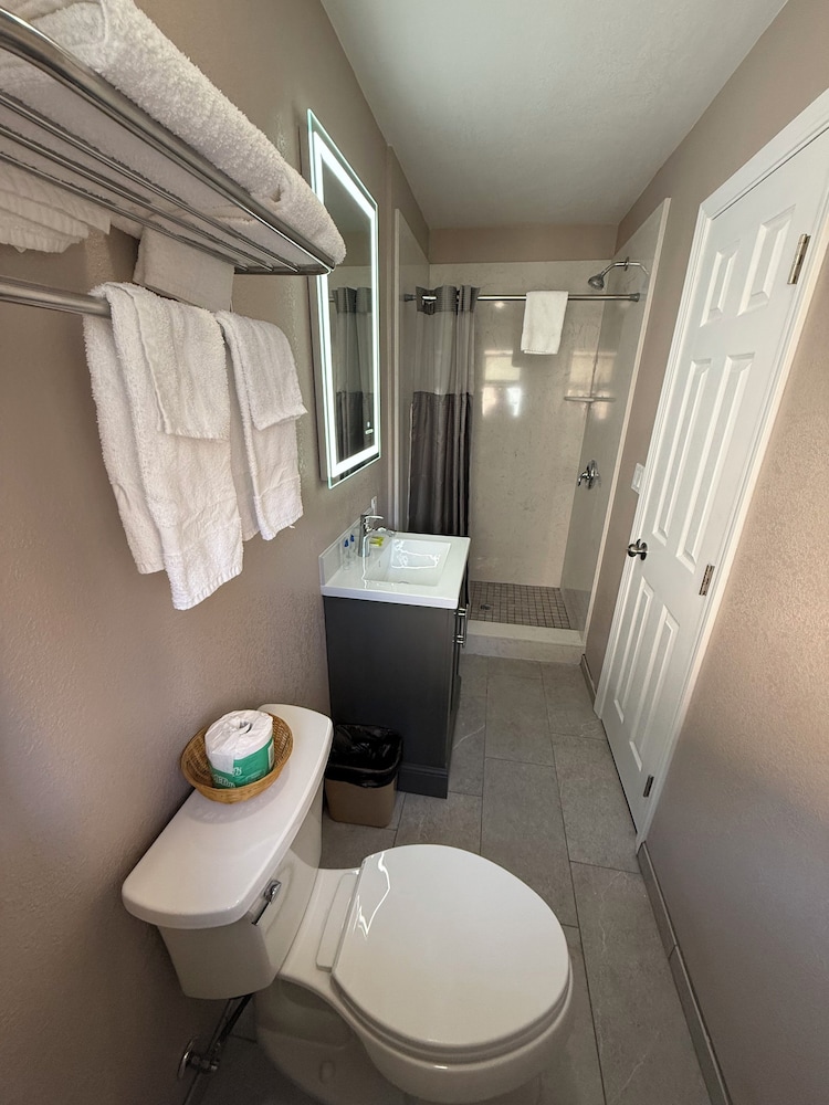 Tahoe Sands Inn - photo 42