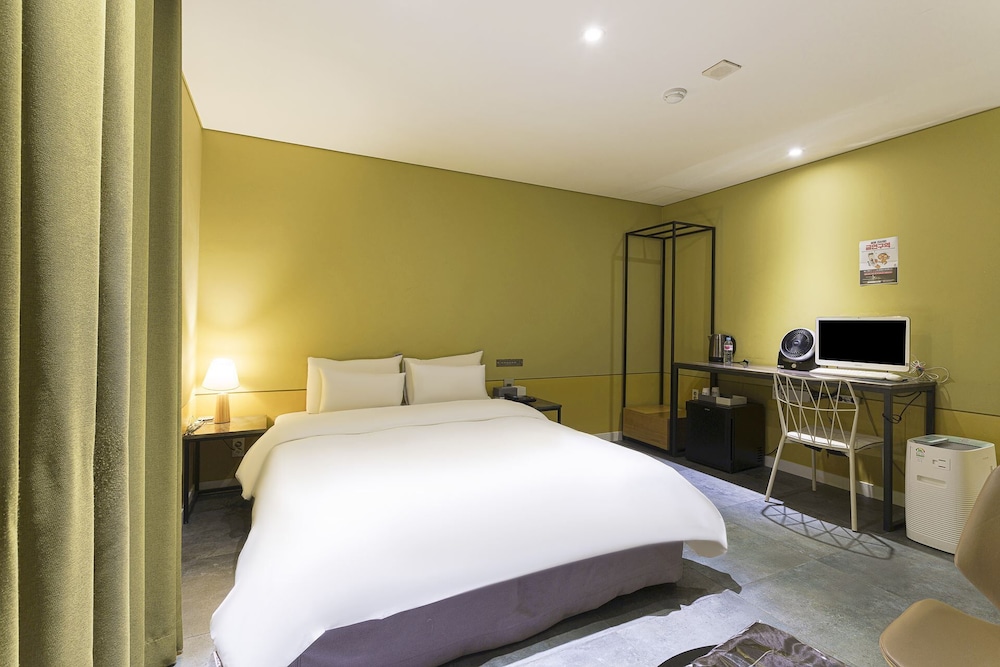 SR Design Hotel — Osan — photo 4