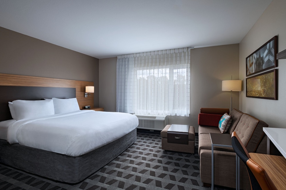 Towneplace Suites By Marriott Edgewood Aberdeen — Aberdeen