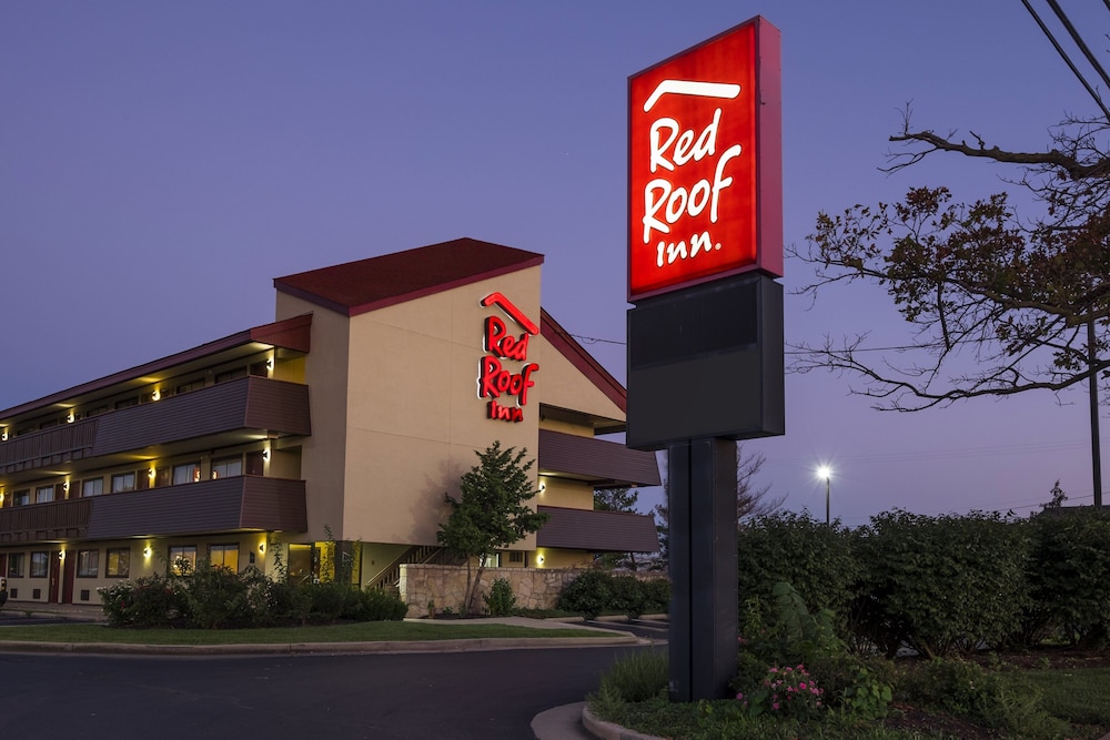 Red Roof Inn Cincinnati Sharonville - photo 23