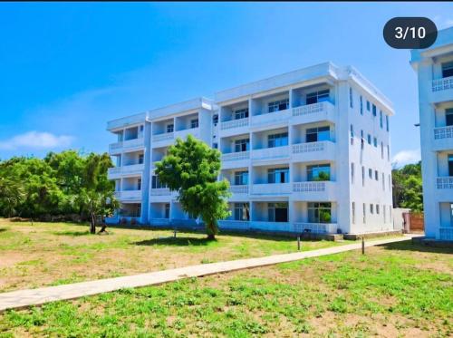 Daffi giraffi House — 4-Star Luxury Hotel in Malindi, Kenya
