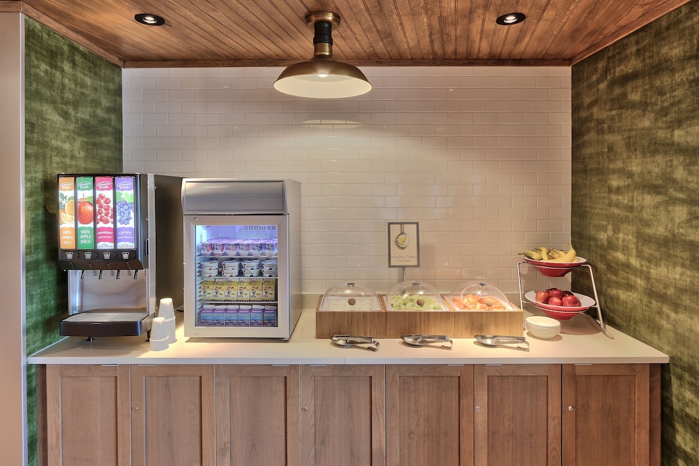 Fairfield Inn & Suites by Marriott Albuquerque North - photo 70