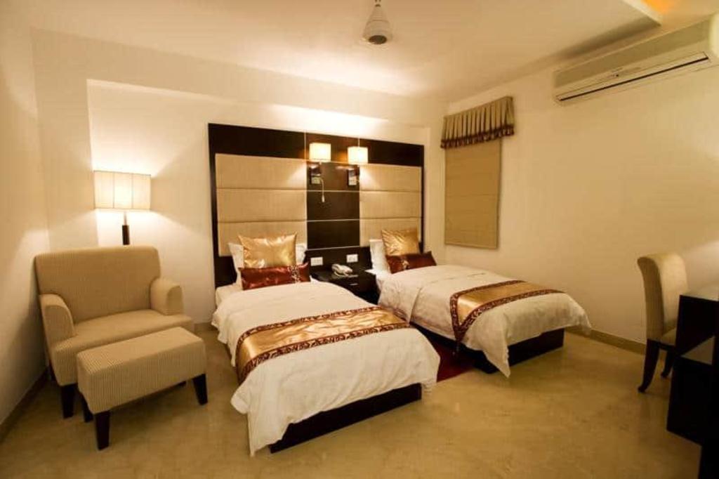 Eddison Hotel