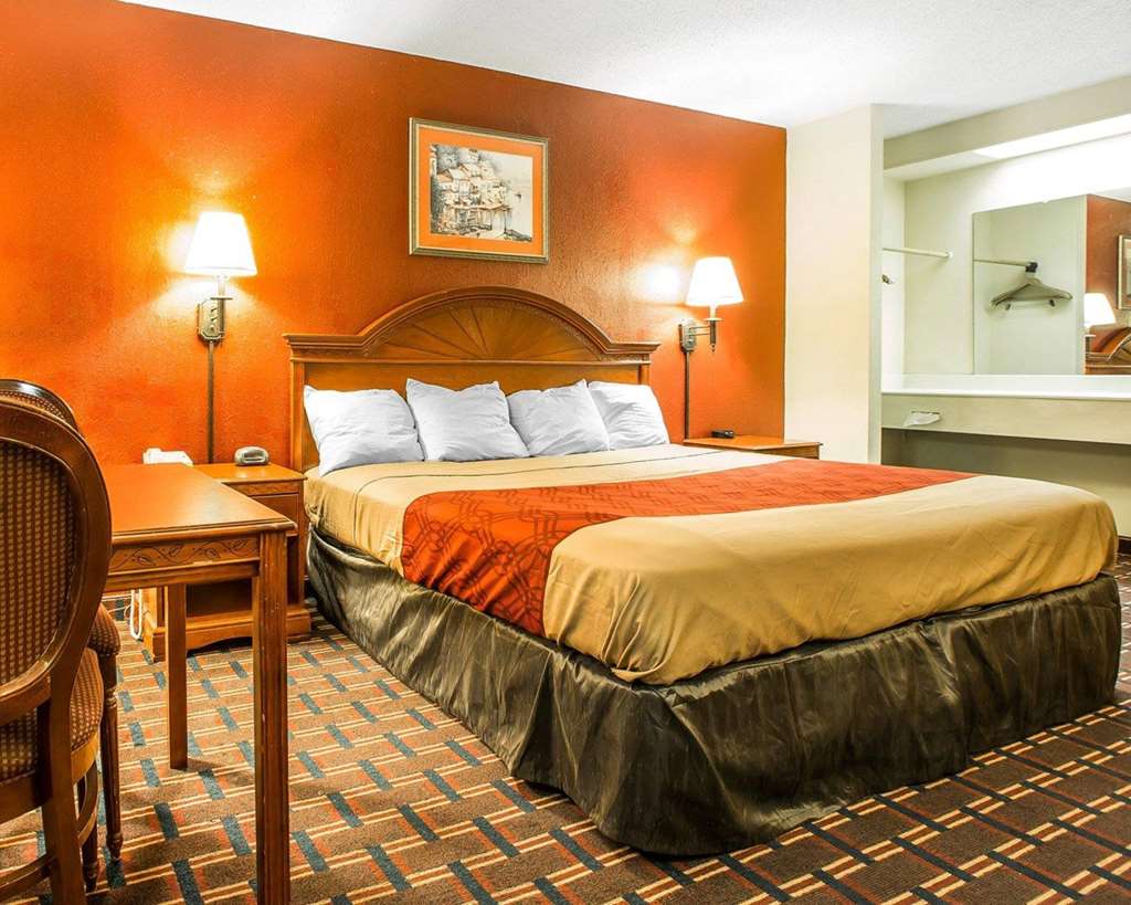 Rodeway Inn Montpelier - photo 15
