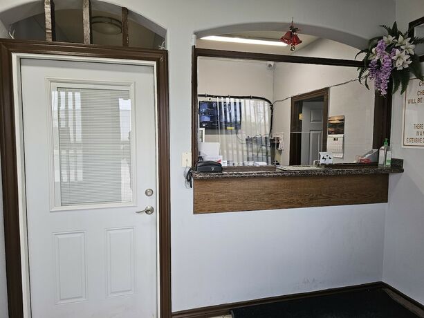 Carrizo Inn - photo 5