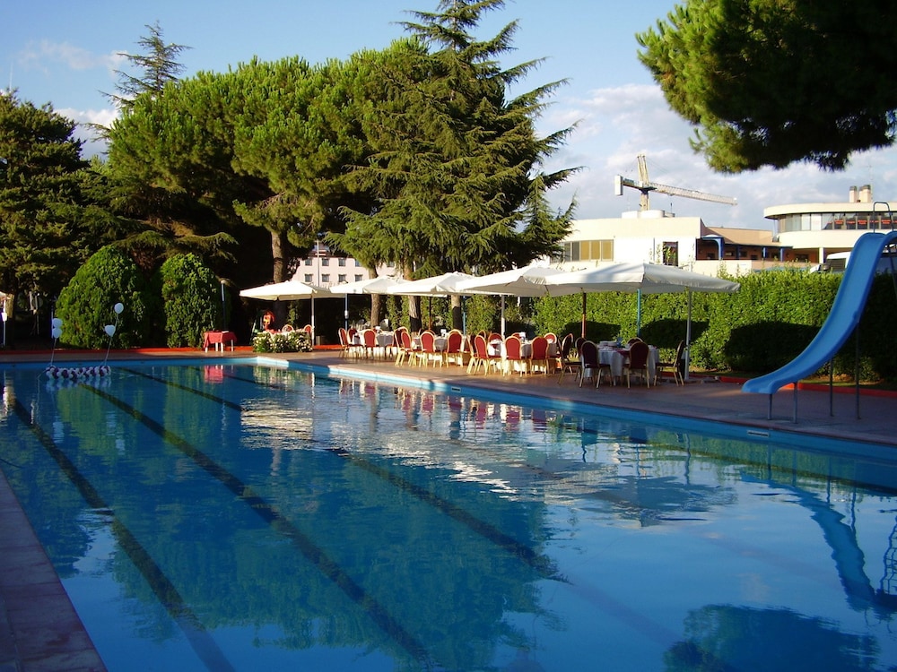 Park Hotel — hotel in Latina