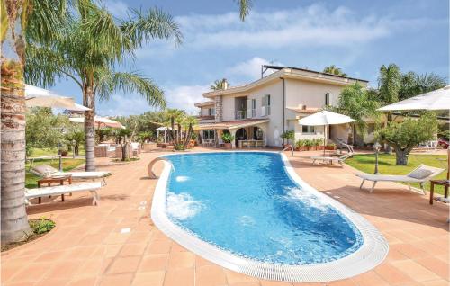Amazing Home With Pool — 4-Star Luxury Hotel in Nocera Terinese, Italy