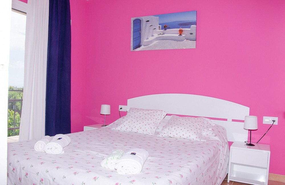 Apartamentos Cabrera de Mar — Cabrera De Mar — photo 3