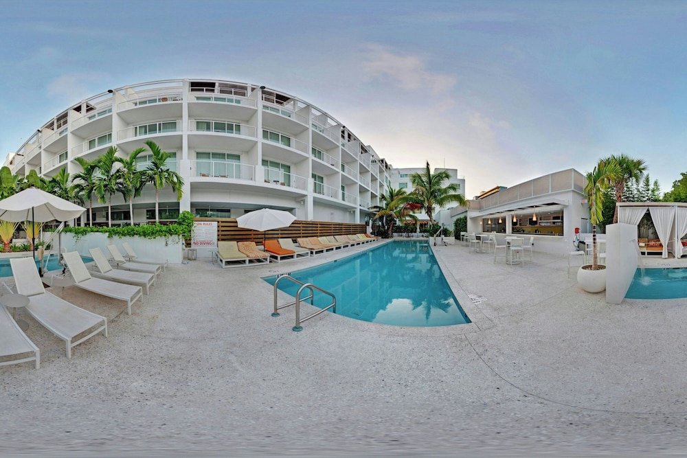 The Sarasota Modern a Tribute Portfolio Hotel - photo 50