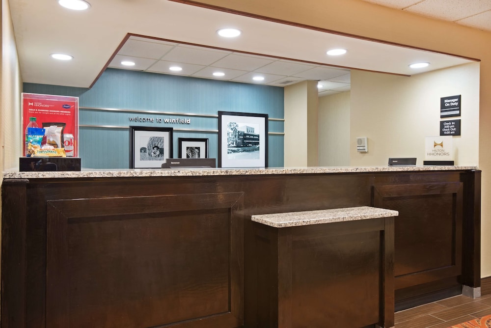 Hampton Inn Winfield teays Valley - photo 5