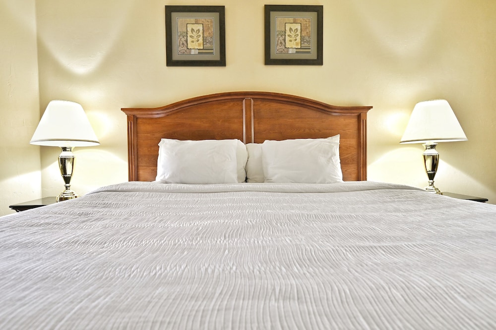 Four Seasons Island Resort - photo 14