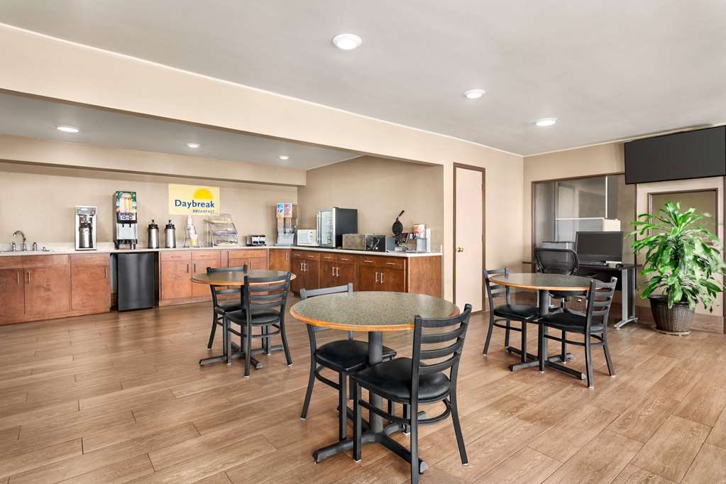 Days Inn by Wyndham Paris - photo 35