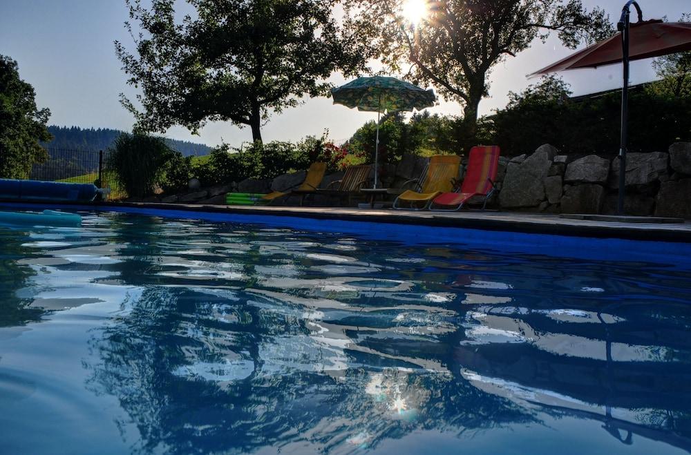 Dienbergerhof — 4-Star Luxury Hotel in Untergriesbach, Germany