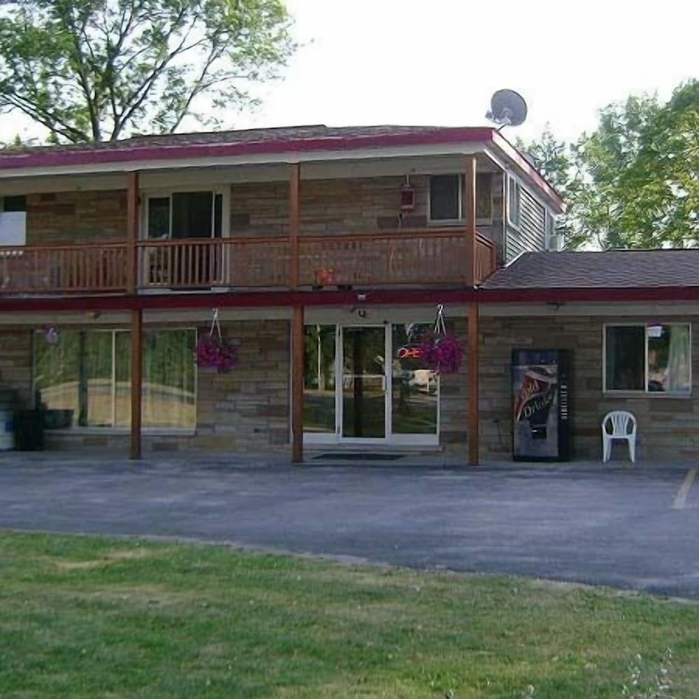 Northland Motel Bay City Kawkawlin - photo 17